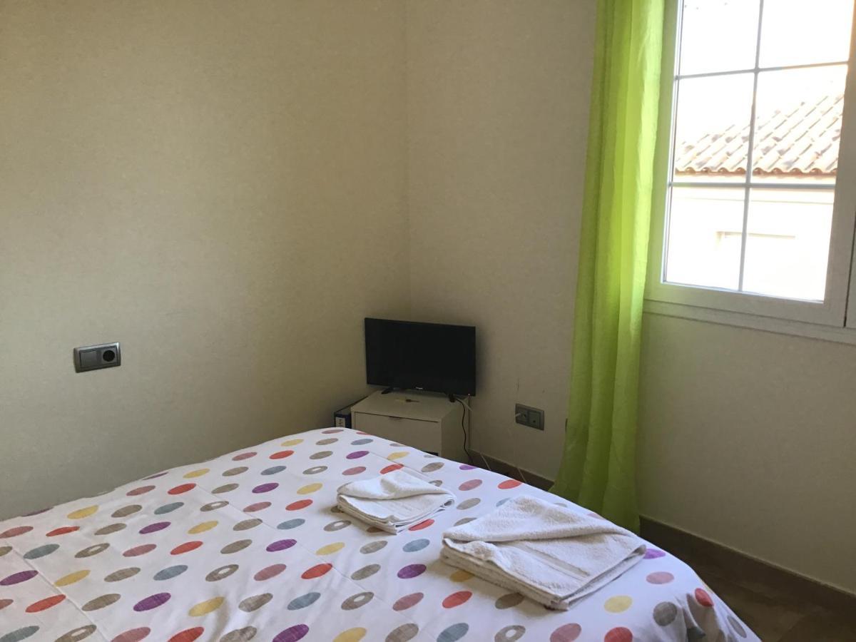 Double Room With Shared Bathroom And Shared Communal Areas R4 L'Alfas del Pi Exterior photo