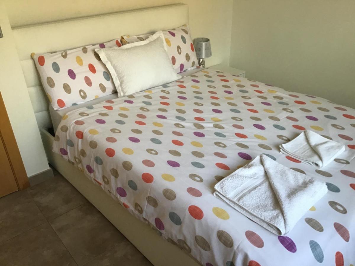 Double Room With Shared Bathroom And Shared Communal Areas R4 L'Alfas del Pi Exterior photo