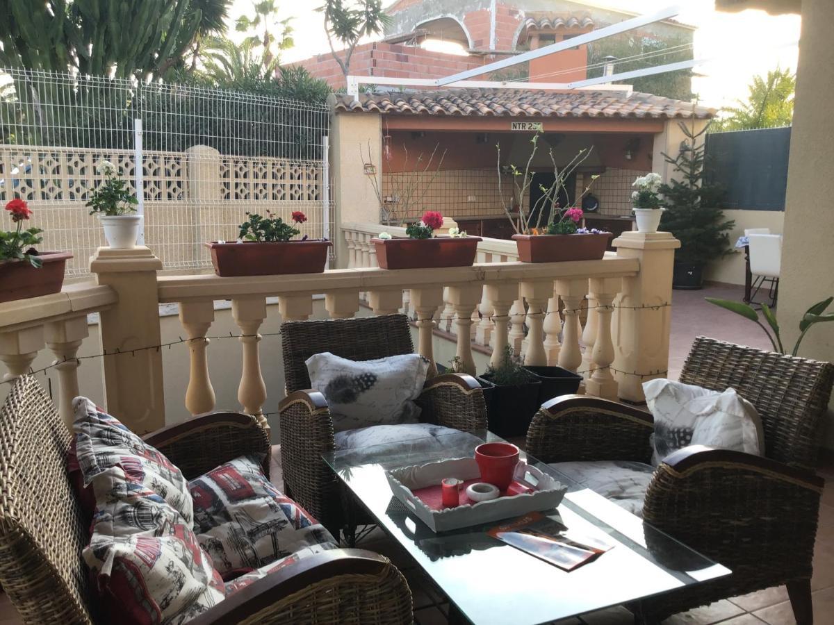 Double Room With Shared Bathroom And Shared Communal Areas R4 L'Alfas del Pi Exterior photo